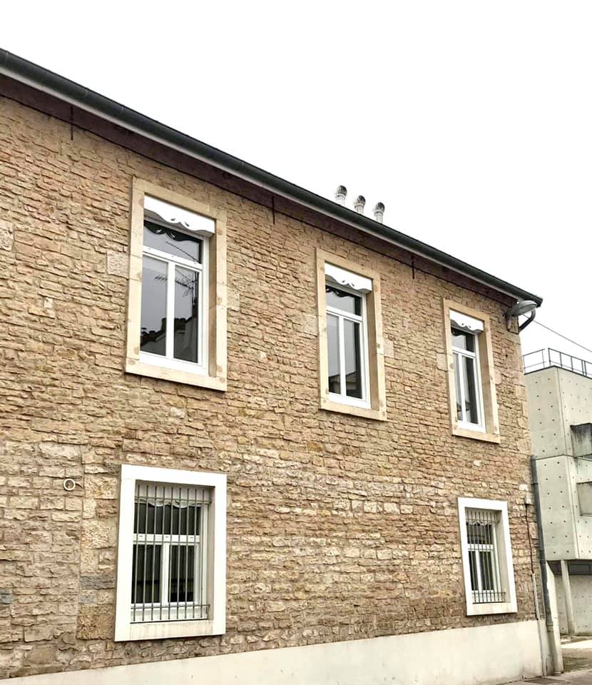 FENETRES BOIS SUR MESURE MENUISERIE PENNECOT LES ATELIERS DU BOIS VARANGES GENLIS DIJON NUITS ST GEORGES BEAUNE DOLE